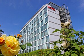 Front of property - PANORAMA HOTEL in Neustadt an der Weinstraße (Neustadt an der Weinstrasse)