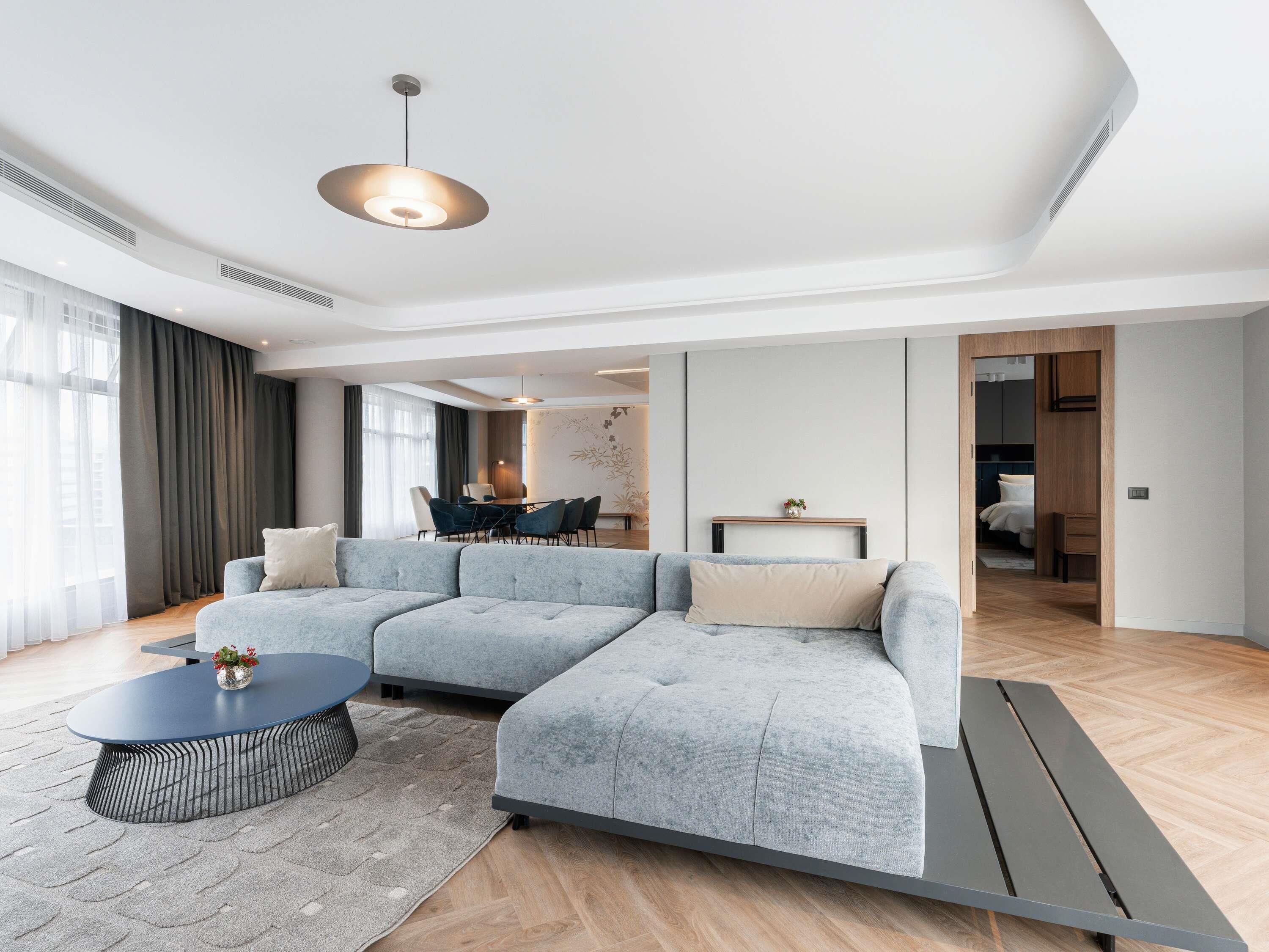 Superior Suite, 1 King Bed | Premium bedding, minibar, in-room safe, desk