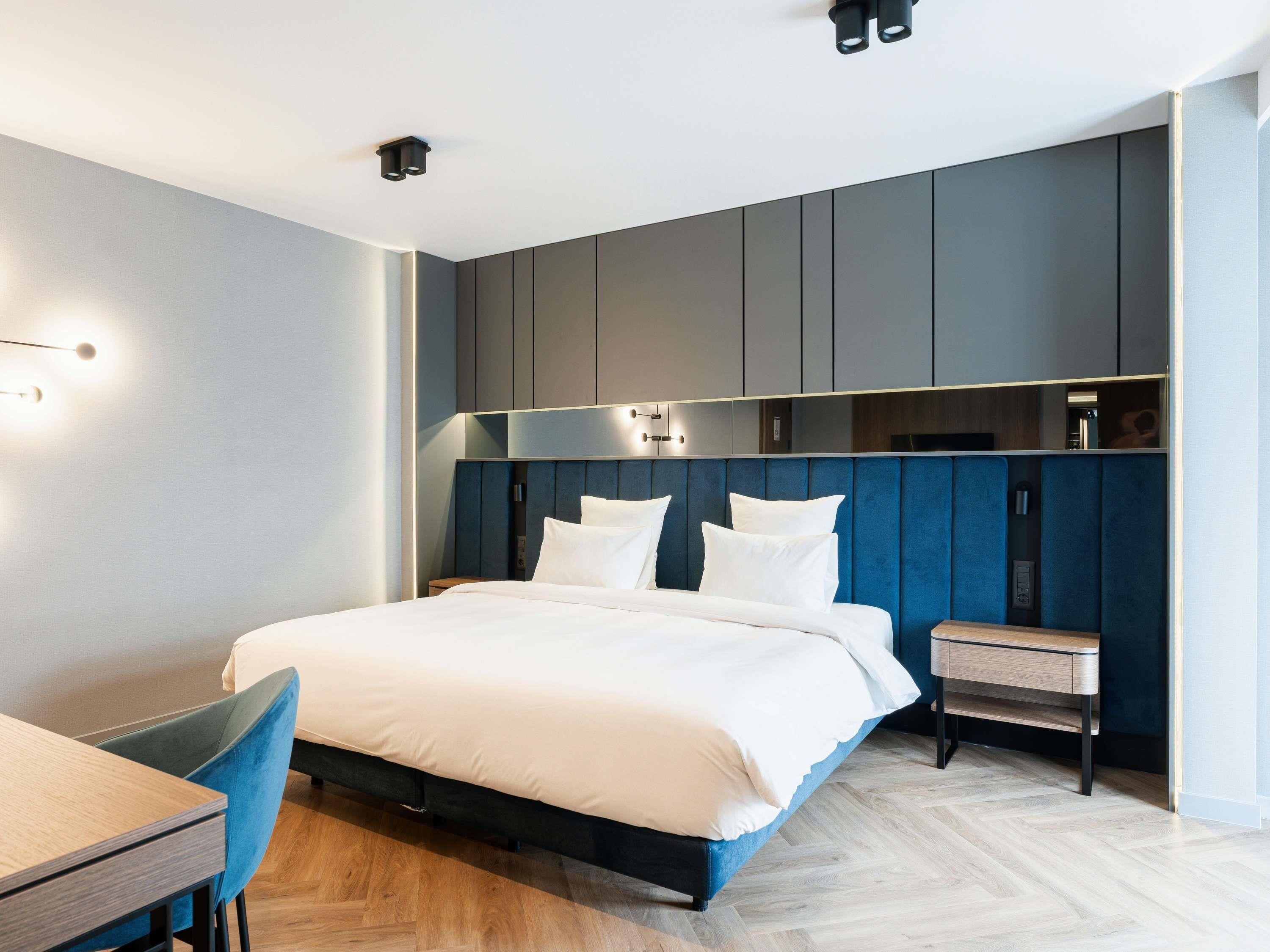 Suíte executiva, 1 cama King e sofá-cama | Frigobar, cofres nos quartos, escrivaninha