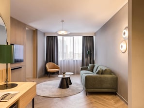 Junior Suite, 1 King Bed with Sofa bed | Minibar, in-room safe, desk, laptop workspace