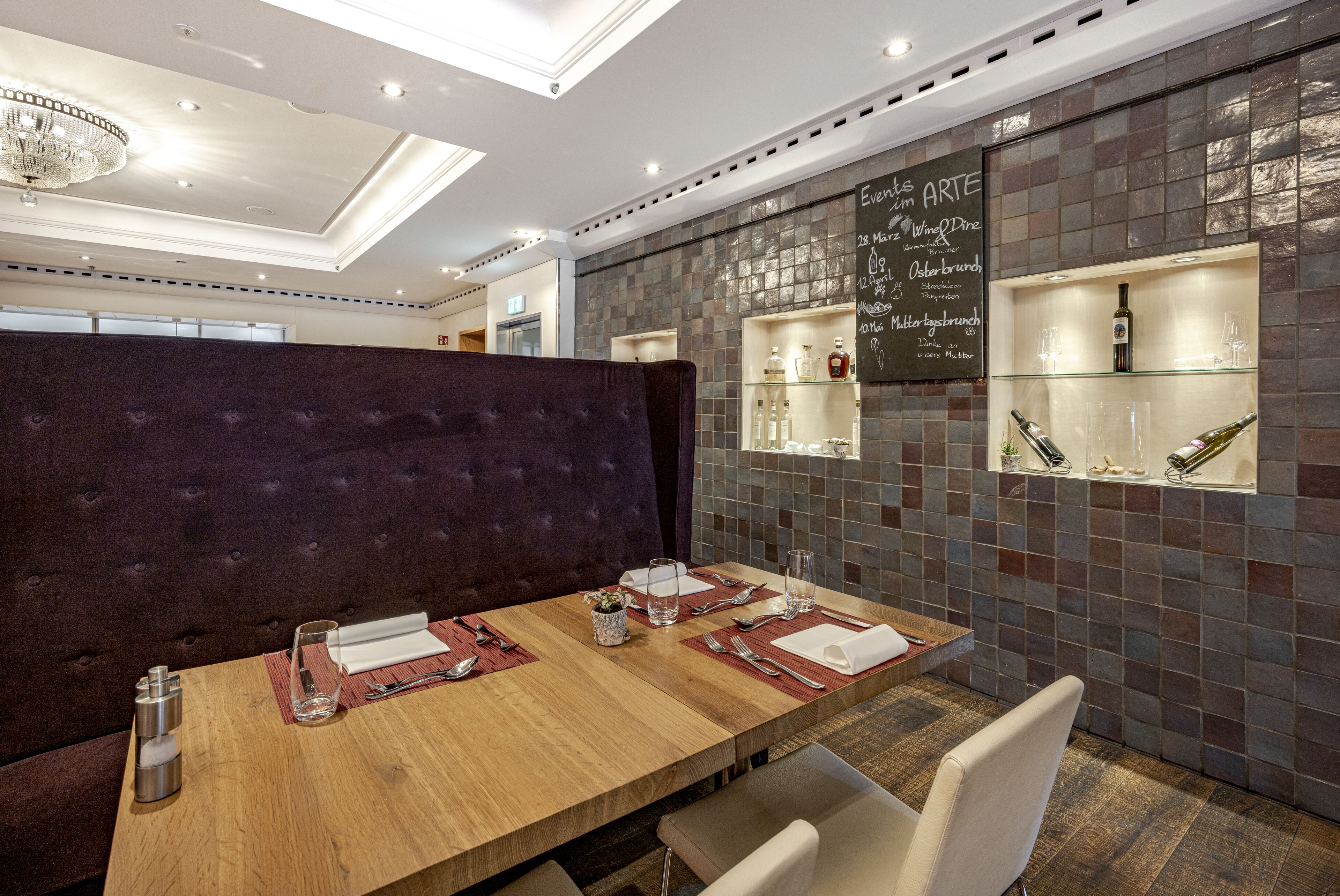 2 restaurants, breakfast, lunch, dinner served; mediterranean cuisine