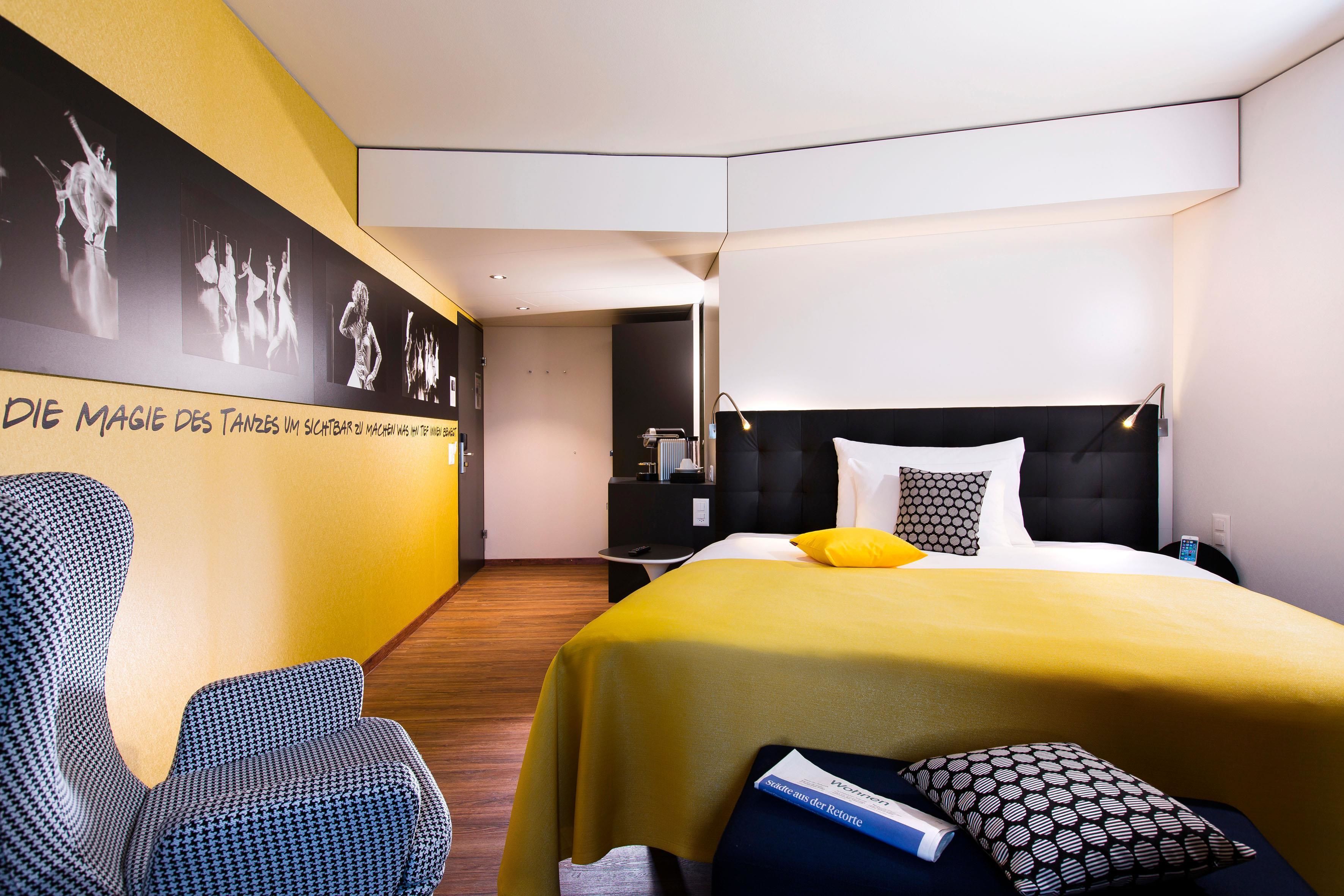 premium bedding, in-room safe, individually decorated