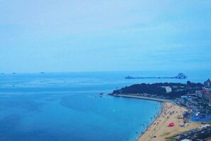 Beach - Orient Haitian Hotel (Yantai)