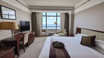 Minibar, in-room safe, alarm clocks