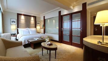 Ropa de cama de alta calidad, edredón y minibar