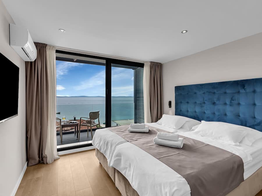 In-room safe, desk, blackout drapes, bed sheets