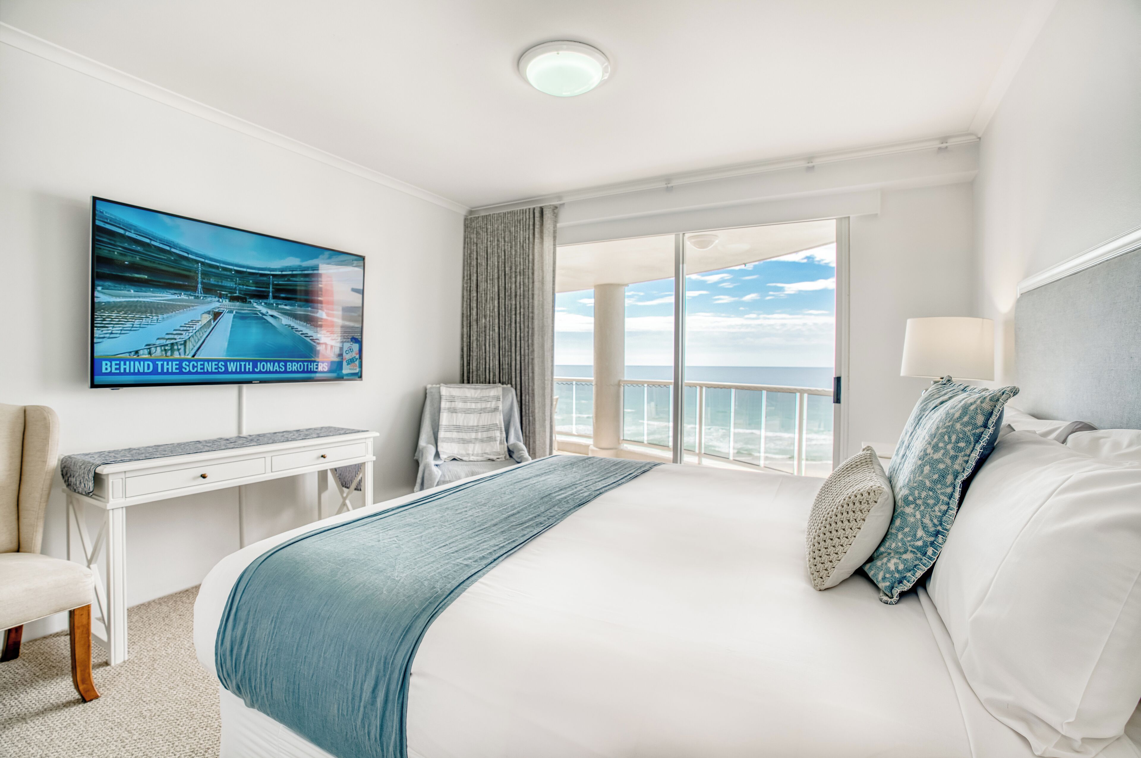 Two Bedroom Ocean-View Apartment | 客房內保險箱、獨特裝潢、布置獨特、隔音