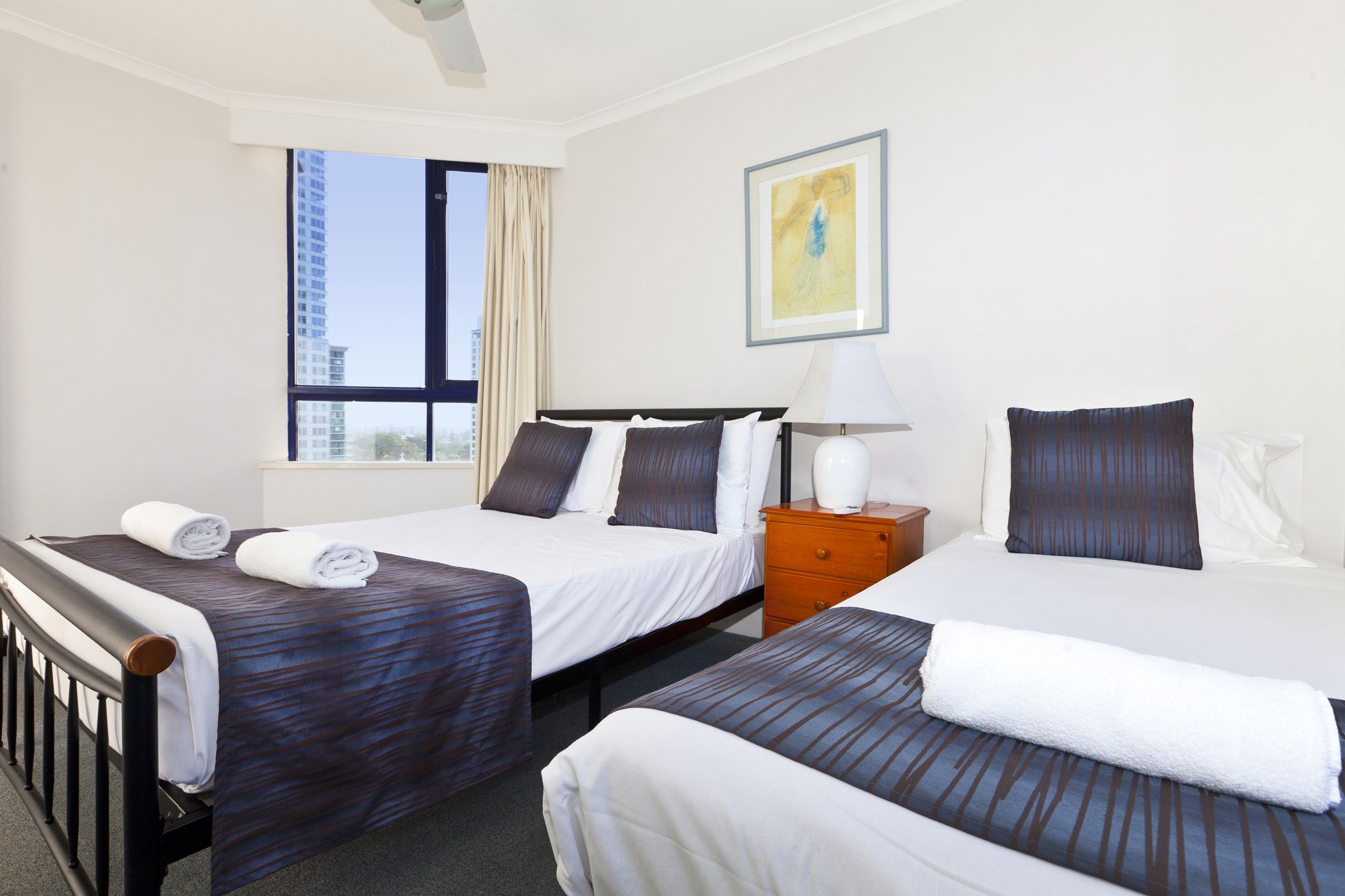 Surf Regency Apartments — image 14