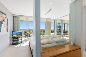 Individually decorated, individually furnished, laptop workspace