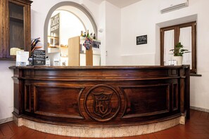 Reception - Hotel Verdi Pisa (Pisa)