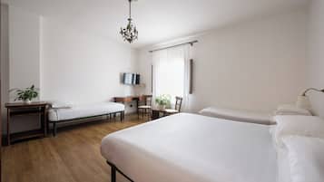 Quadruple Room | In-room safe, desk, laptop workspace, blackout curtains