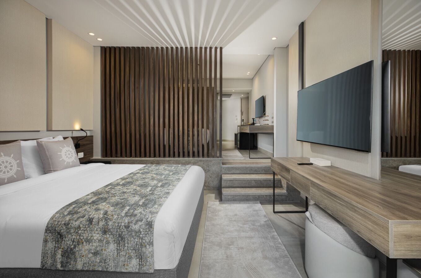 豪華客房 (Family) | 迷你吧、客房內保險箱、床單