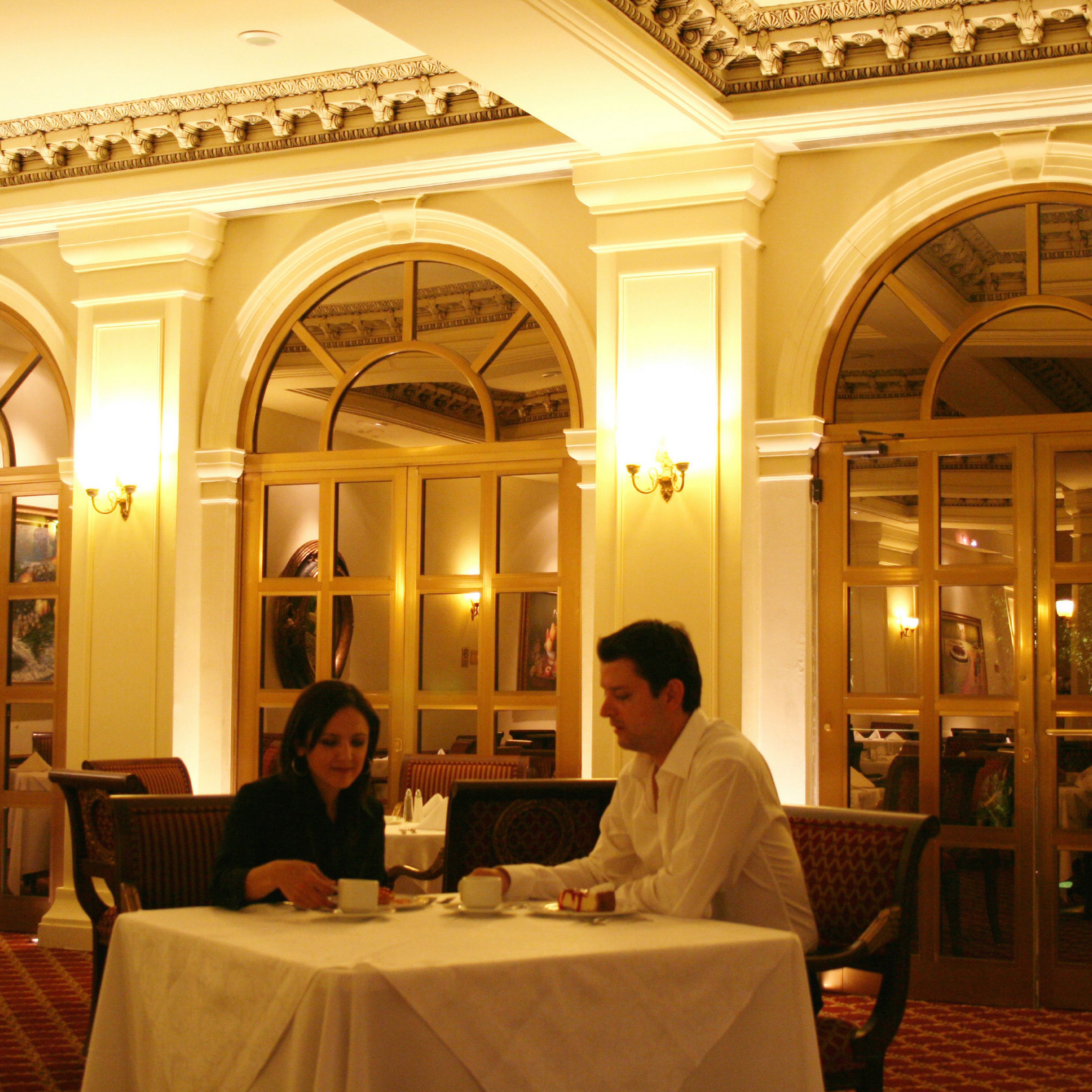 breakfast, lunch and dinner served