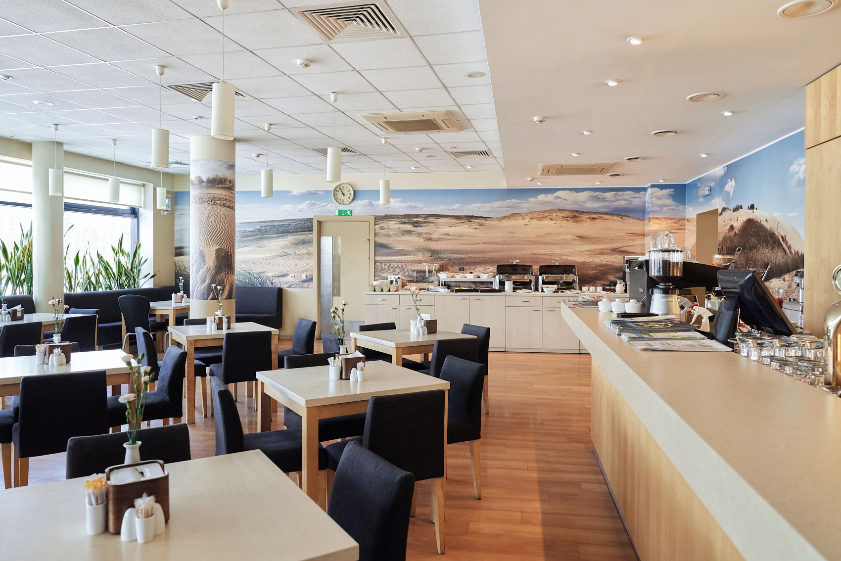 Der serveres morgenmad, frokost og aftensmad
