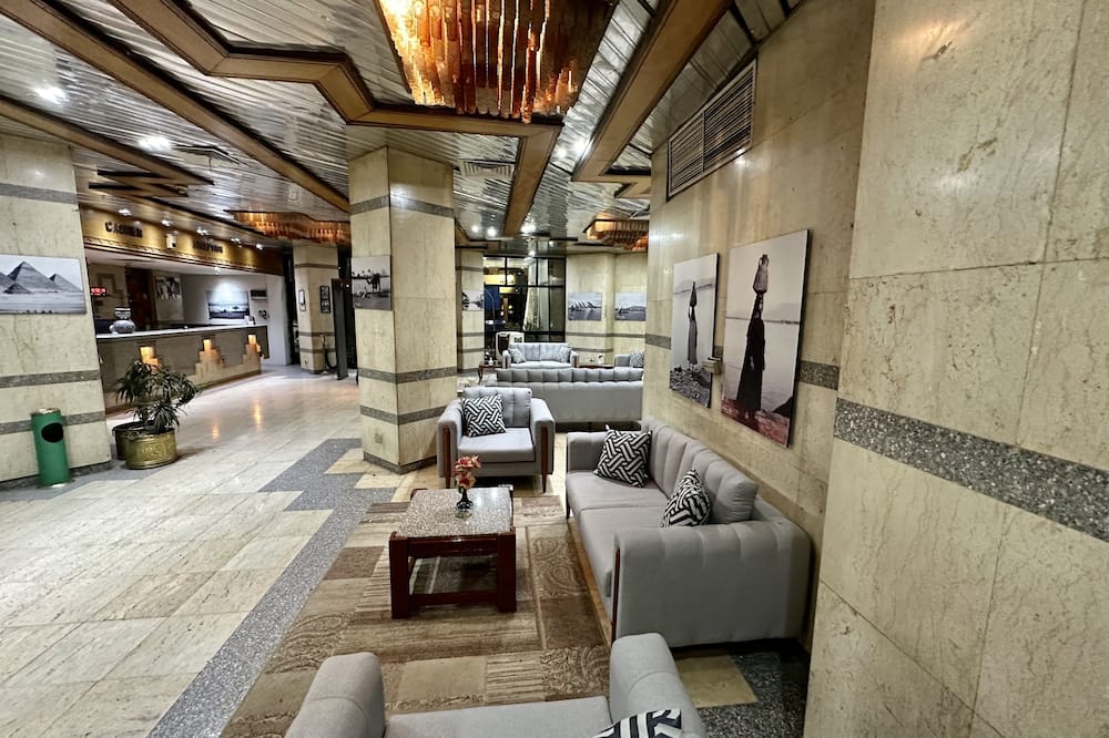 Gaddis Hotel
