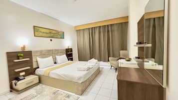1 habitación y ropa de cama