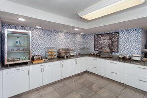 Free daily continental breakfast - AmericInn by Wyndham Appleton North/Little Chute (Appleton)