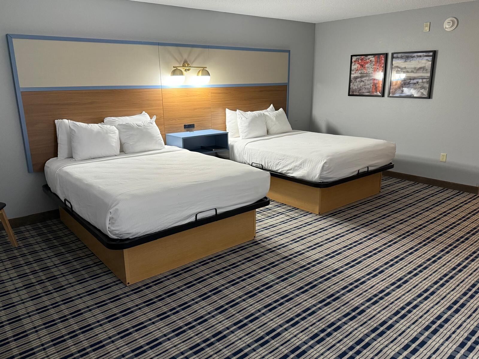 Room, 2 Queen Beds, Non Smoking