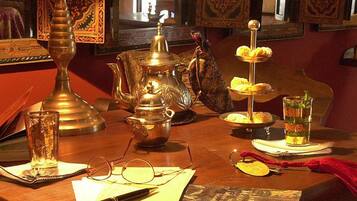 2 restaurants, breakfast, lunch, dinner served; Moroccan cuisine