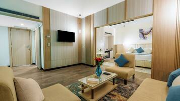 Signature-Suite, Terrasse, Flussblick | Wohnbereich
