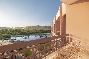 Standard Double Room Nile View | Terrace/patio - Pyramisa Island Hotel Aswan (Aswan)