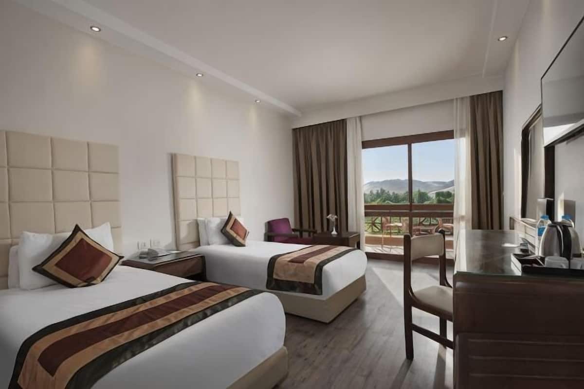1 bedroom, minibar, in-room safe, desk