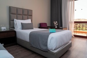 1 bedroom, minibar, in-room safe, desk