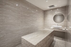 Turkish bath, body treatments, aromatherapy, facials, 1 treatment room - Pyramisa Island Hotel Aswan (Aswan)