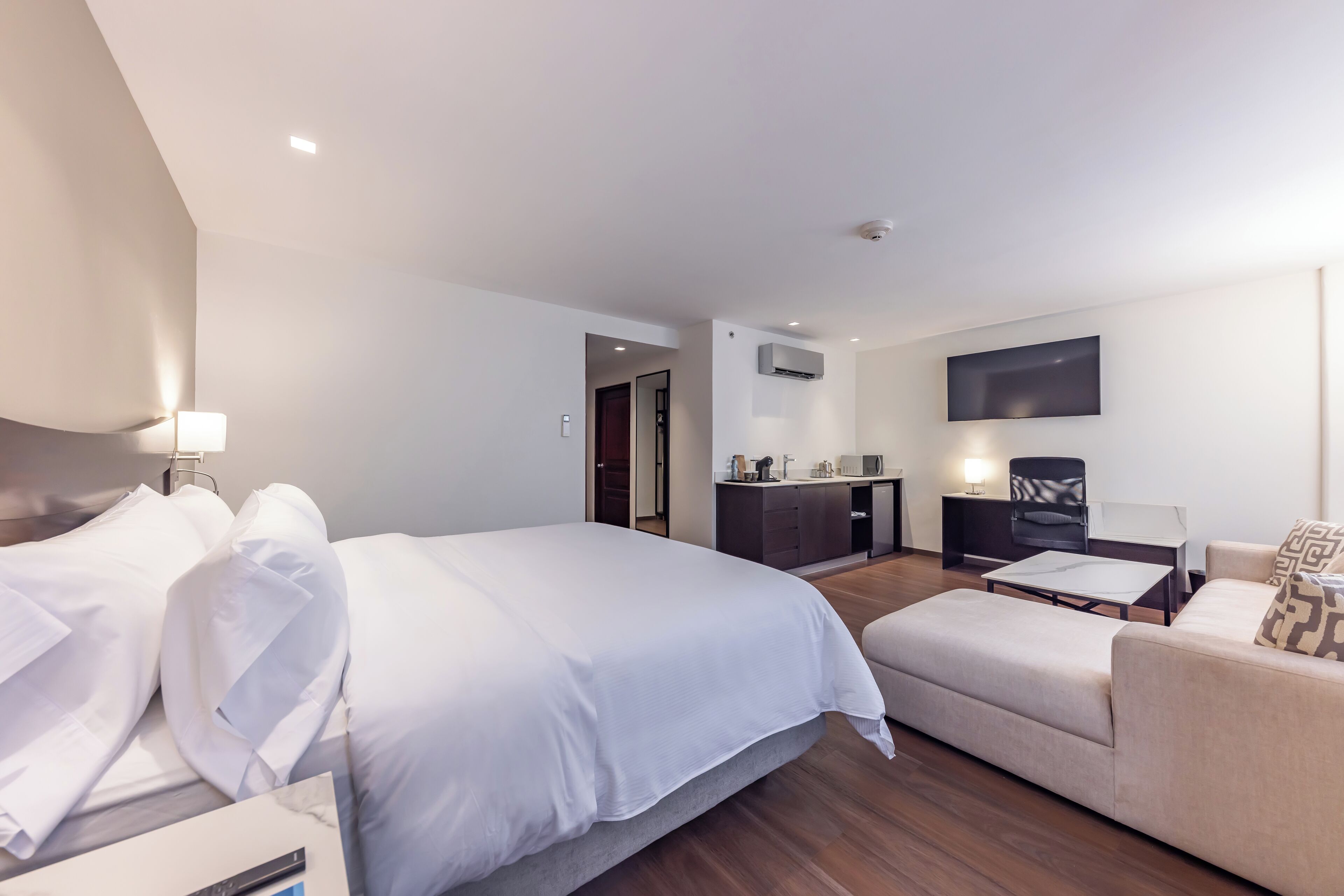 down duvets, in-room safe, desk, laptop workspace