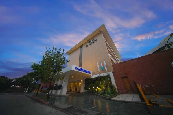 Front of property – evening/night