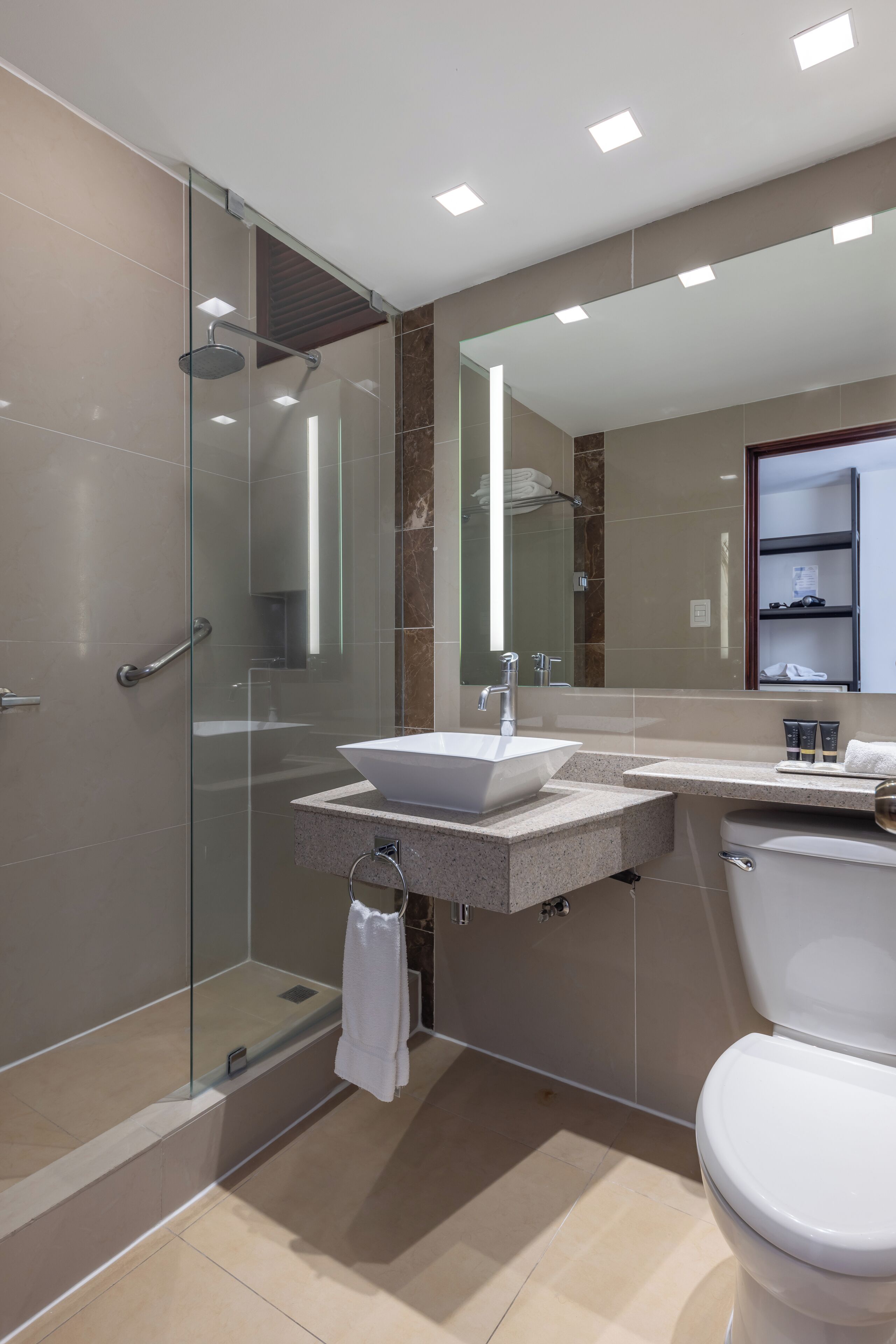 shower, rainfall showerhead, free toiletries, hair dryer