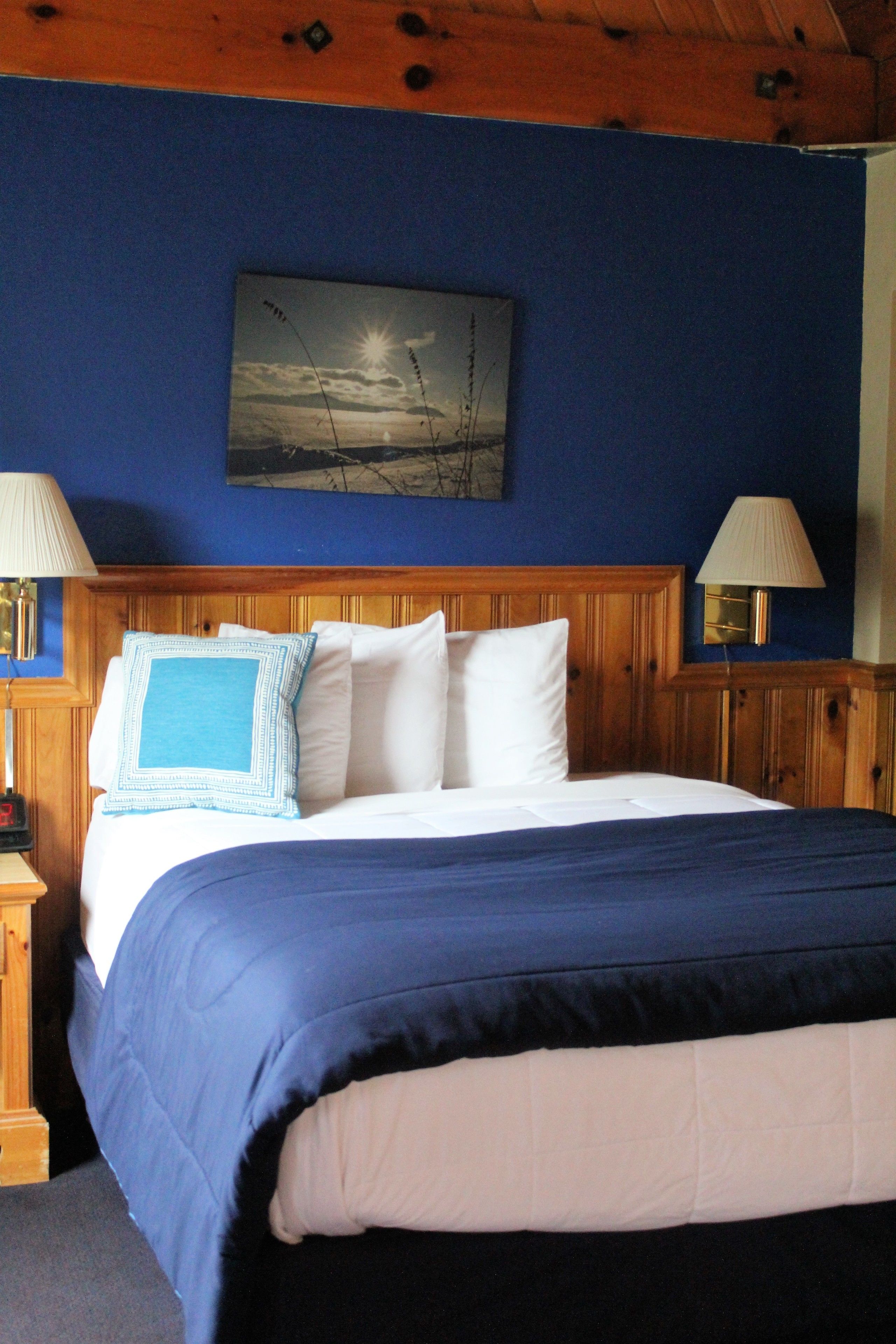 Economy Room, 1 Queen Bed | Blackout drapes, iron/ironing board, free WiFi, bed sheets