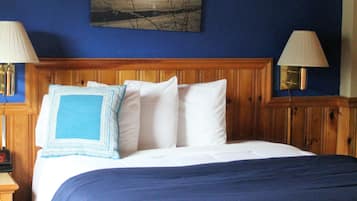 Economy Room, 1 Queen Bed | Blackout drapes, iron/ironing board, free WiFi, bed sheets