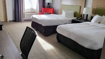 Premium bedding, minibar, in-room safe, desk