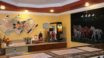 Free daily continental breakfast