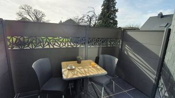 Comfort tweepersoonskamer (Hotel) | Terras