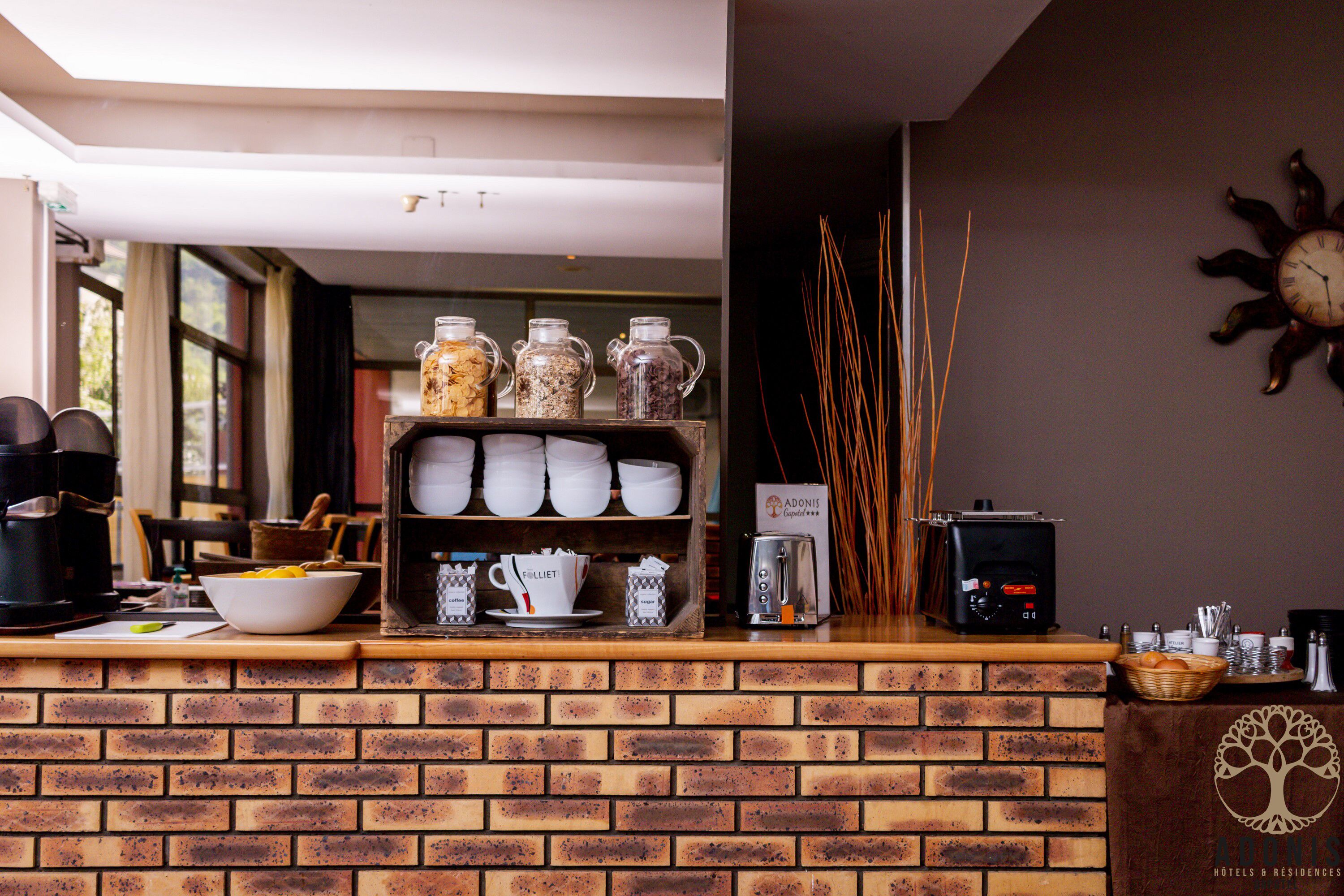 Foto - Adonis Gapotel