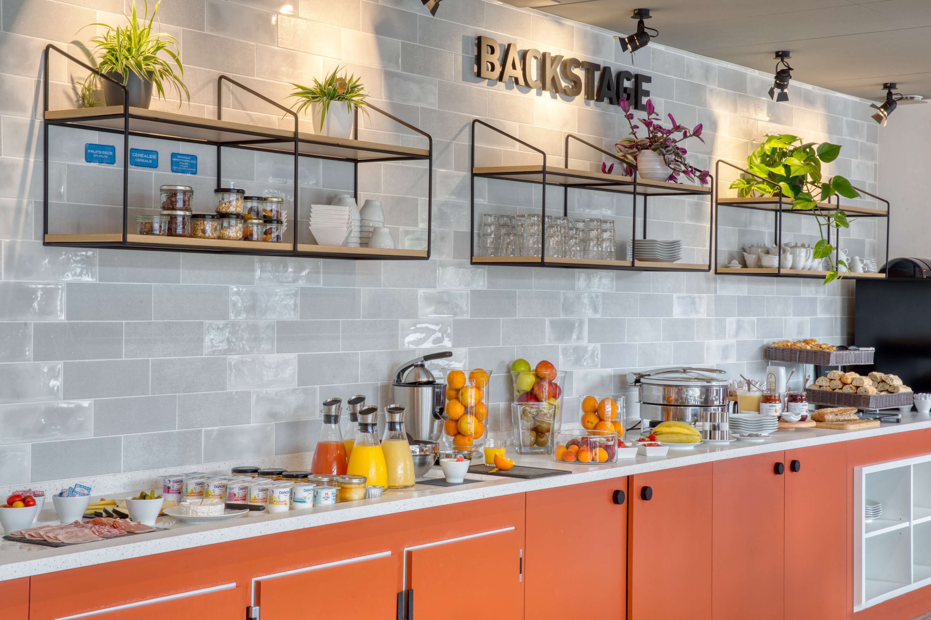 daily buffet breakfast (eur 14 per person)