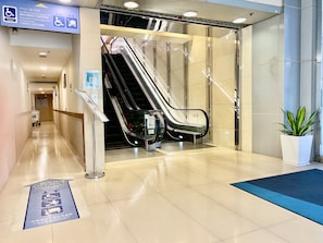 Interior - Holiday Inn Express Causeway Bay Hong Kong by IHG (Hong Kong)