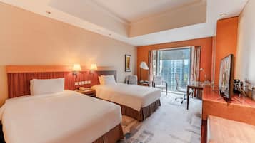Club Room (Plaza) | Premium bedding, minibar, in-room safe, desk