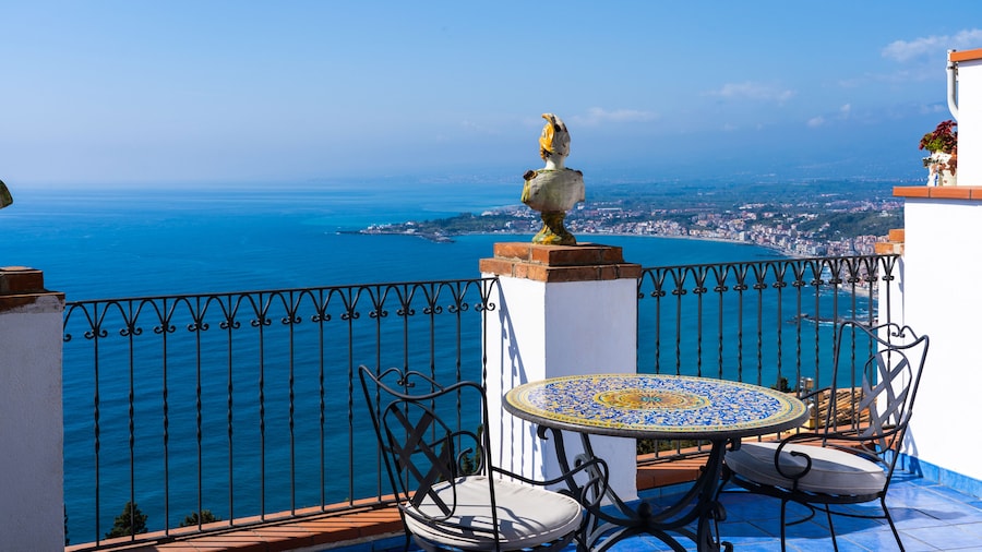 HOTEL VILLA CARLOTTA