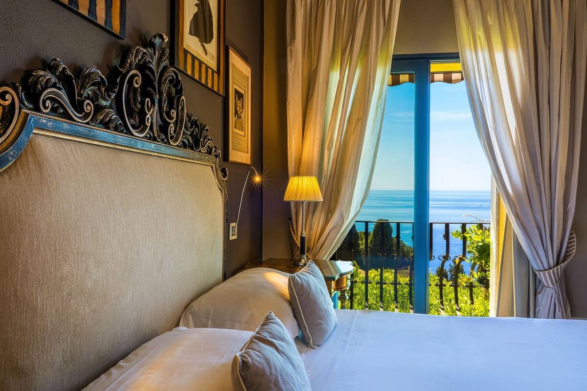 junior suite, sea view | billiards