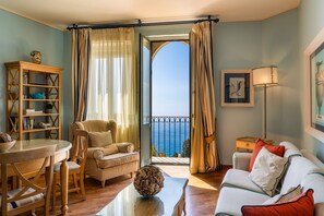 Apartment, 2 Bedrooms, Annex Building | Living area | Flat-screen TV, DVD player, pay movies - HOTEL VILLA CARLOTTA (Taormina)