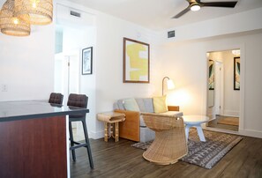 Two Bedroom Suite | Premium bedding, in-room safe, individually decorated - Fitch Lodge - Key West Historic Inns (Key West)