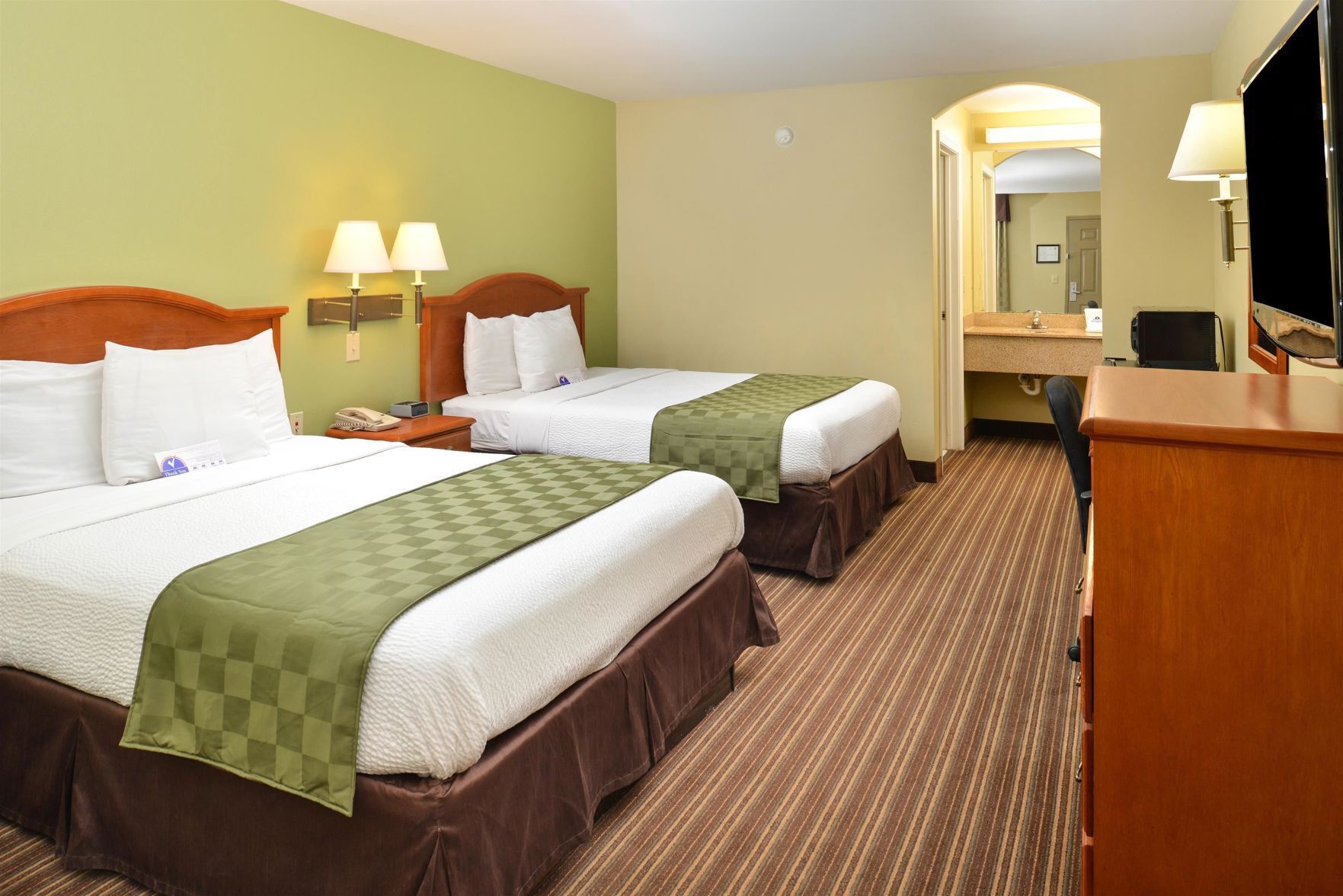 Desk, iron/ironing board, free WiFi, alarm clocks