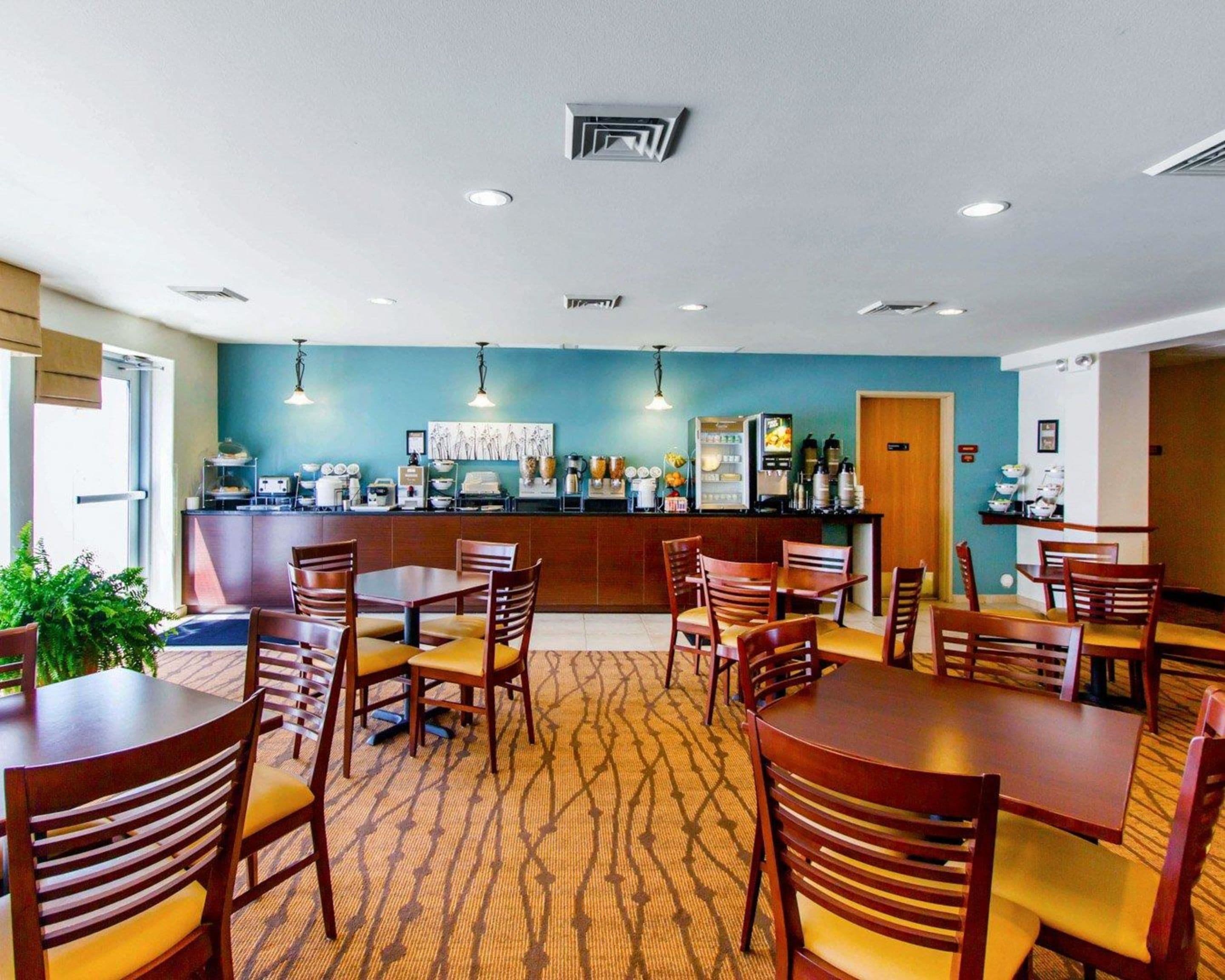 Café da manhã continental grátis todos os dias