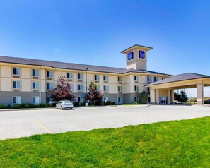 Exterior - Sleep Inn & Suites Evansville - Casper (Evansville)