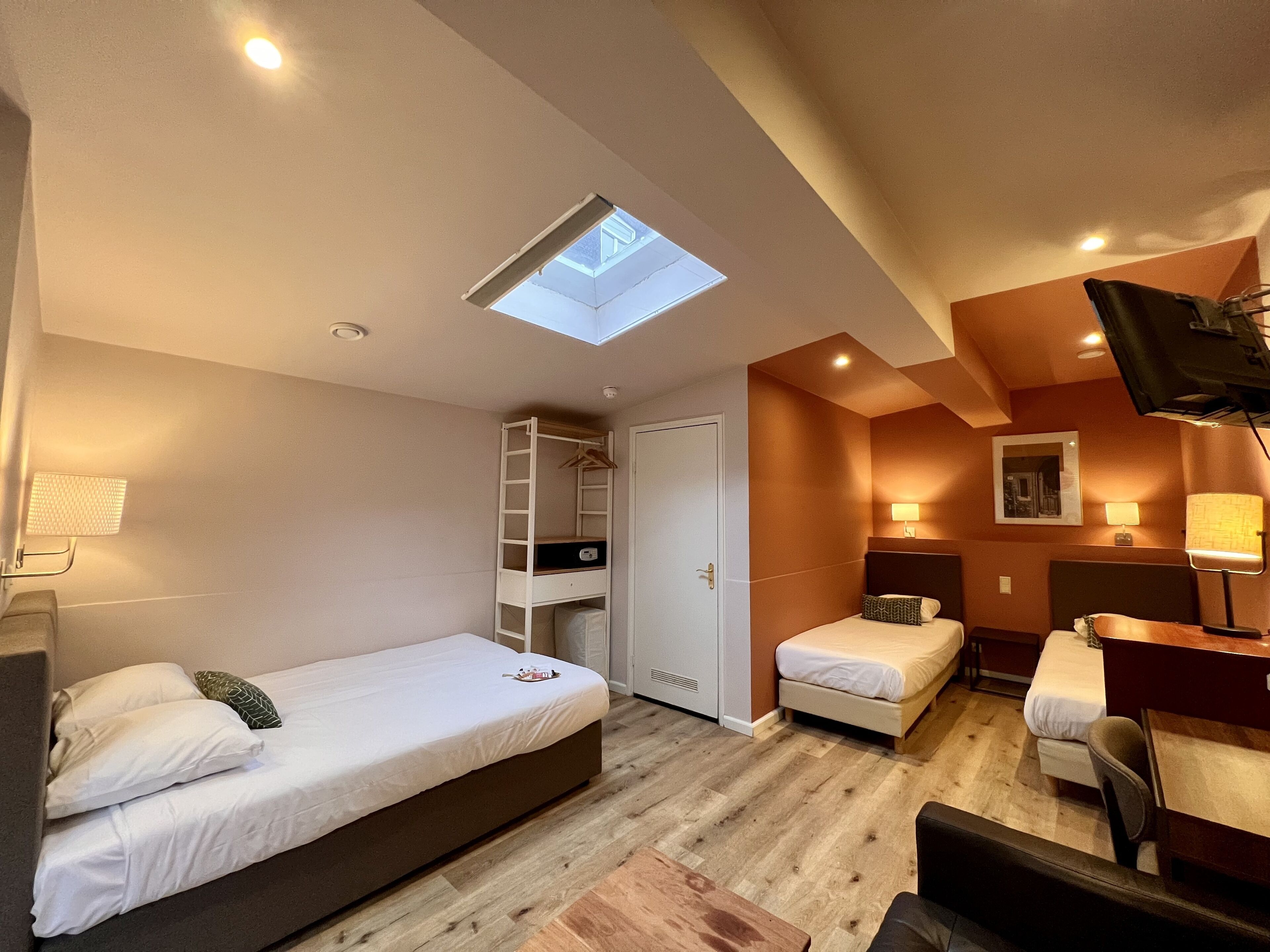 quadruple room | hypo-allergenic bedding, in-room safe, desk, iron/ironing board