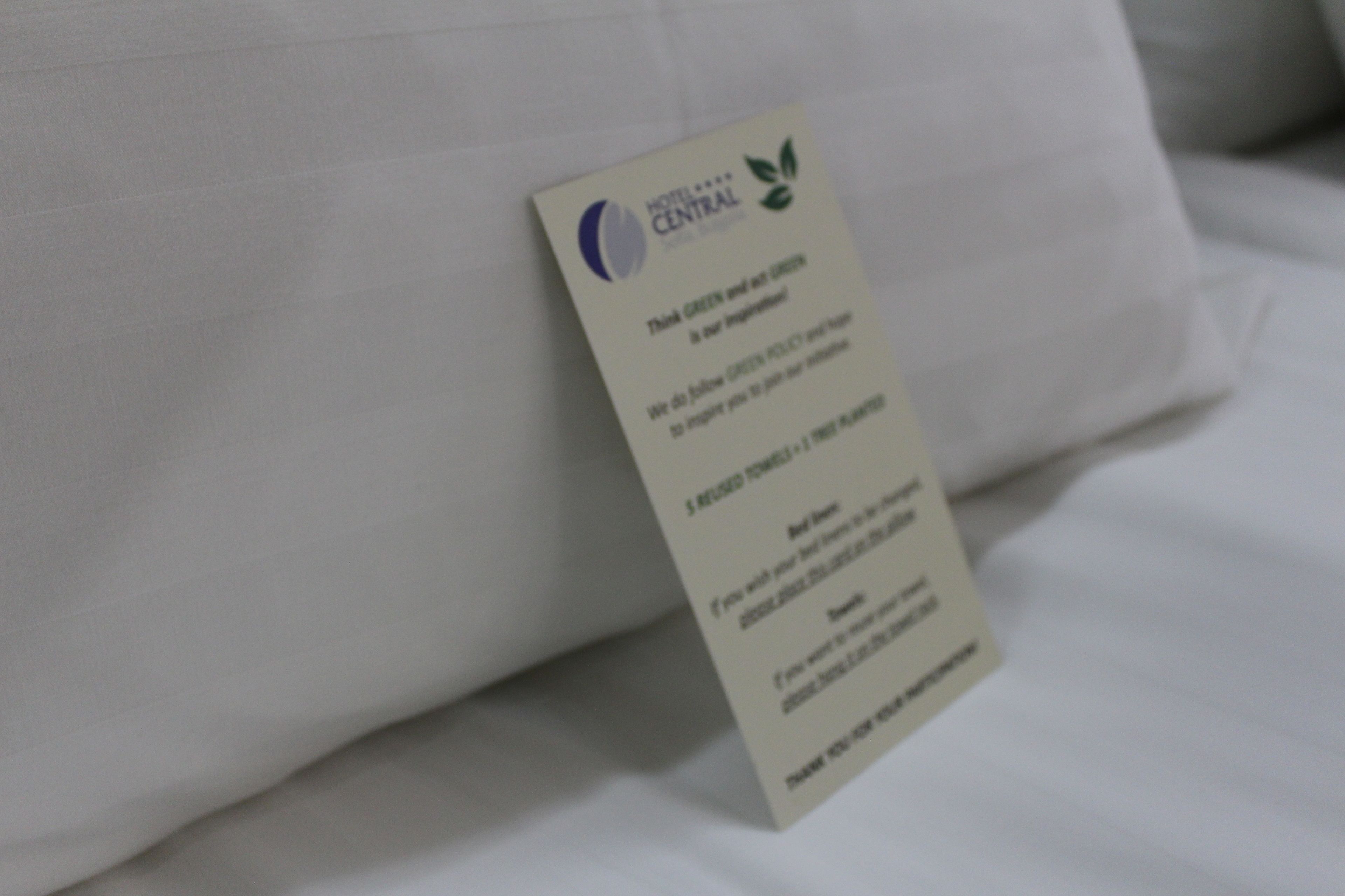 1 bedroom, premium bedding, memory-foam beds, minibar