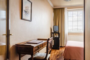 Standard Double Room, Ocean View, Sea Facing | Beach/ocean view - Hotel Alcomar (Gijon)